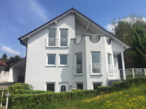 Отель Ferienwohnung Schlüchtern  Шлюхтерн